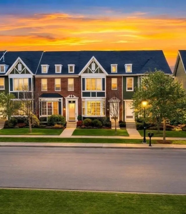 292 Rainbow Falls Drive , Chestermere