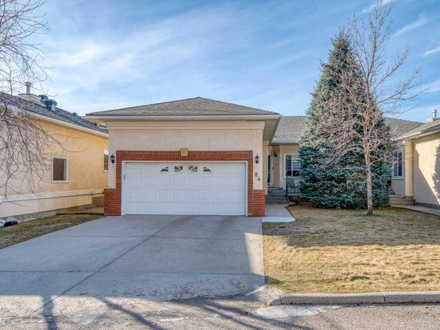 84 Sierra Morena Landing Sw, Calgary