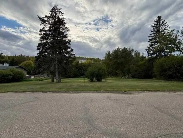 10702 90 Street , Peace River