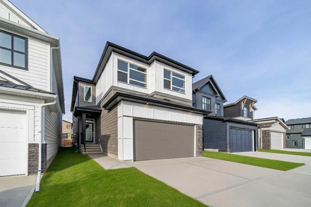 Residential Home for Sale in Calgary, Alberta