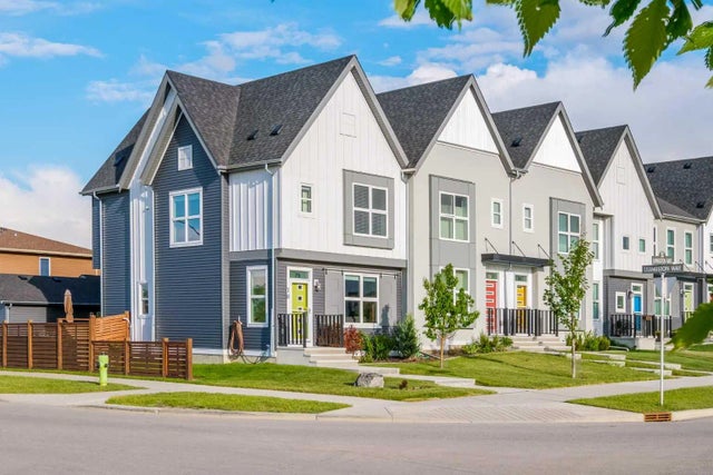 78 Livingston Gate Ne, Calgary