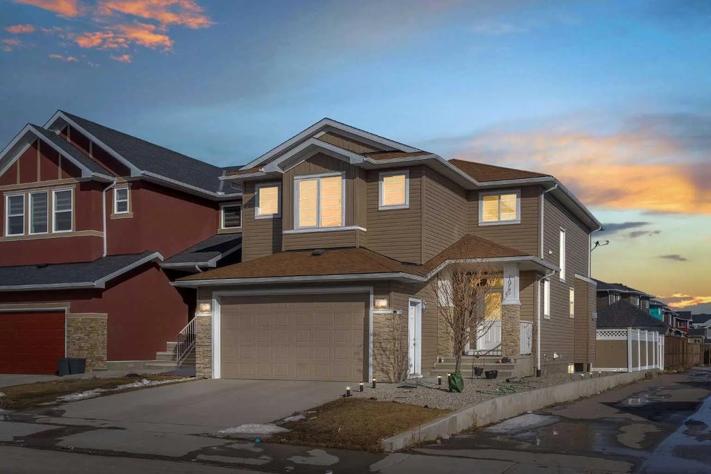 194 Redstone Park NE, Calgary