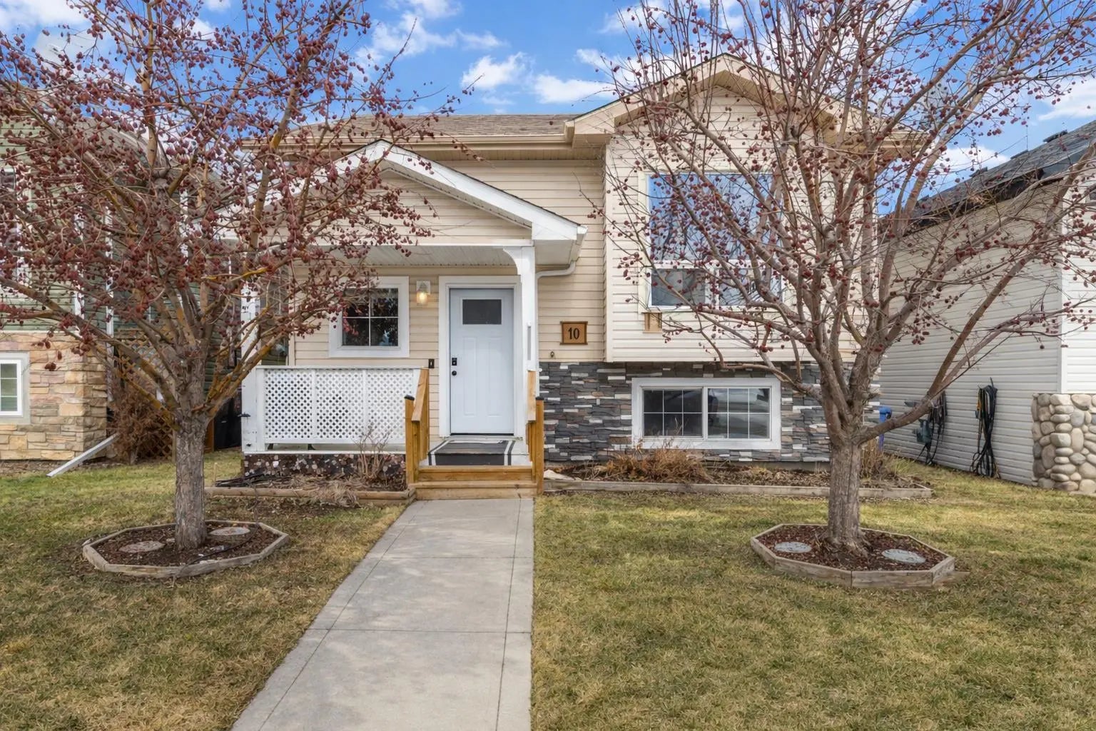 Photo of Listing #A2292117