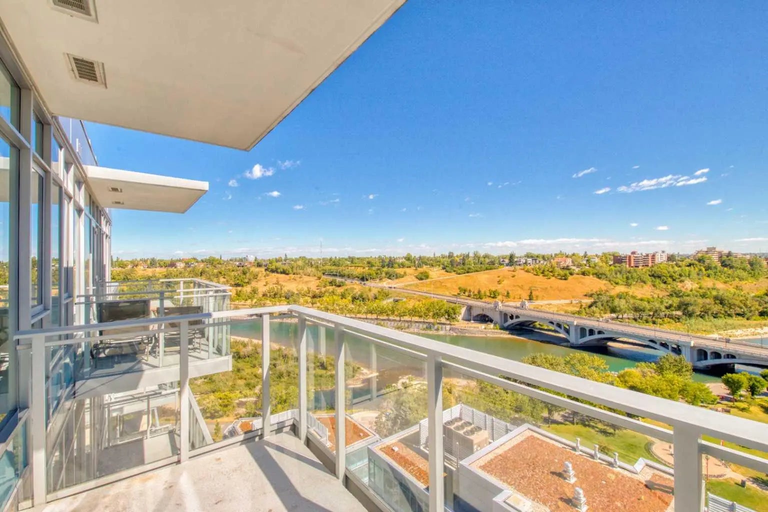 Photo of Listing #A2292300