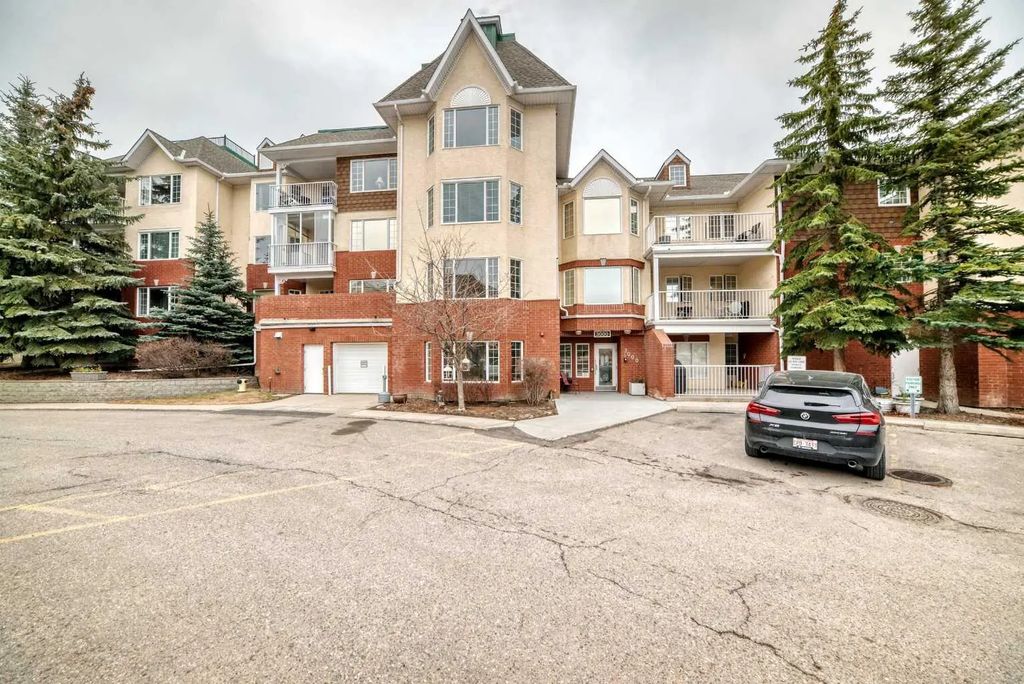 3202 Sienna Park Green Sw, Calgary