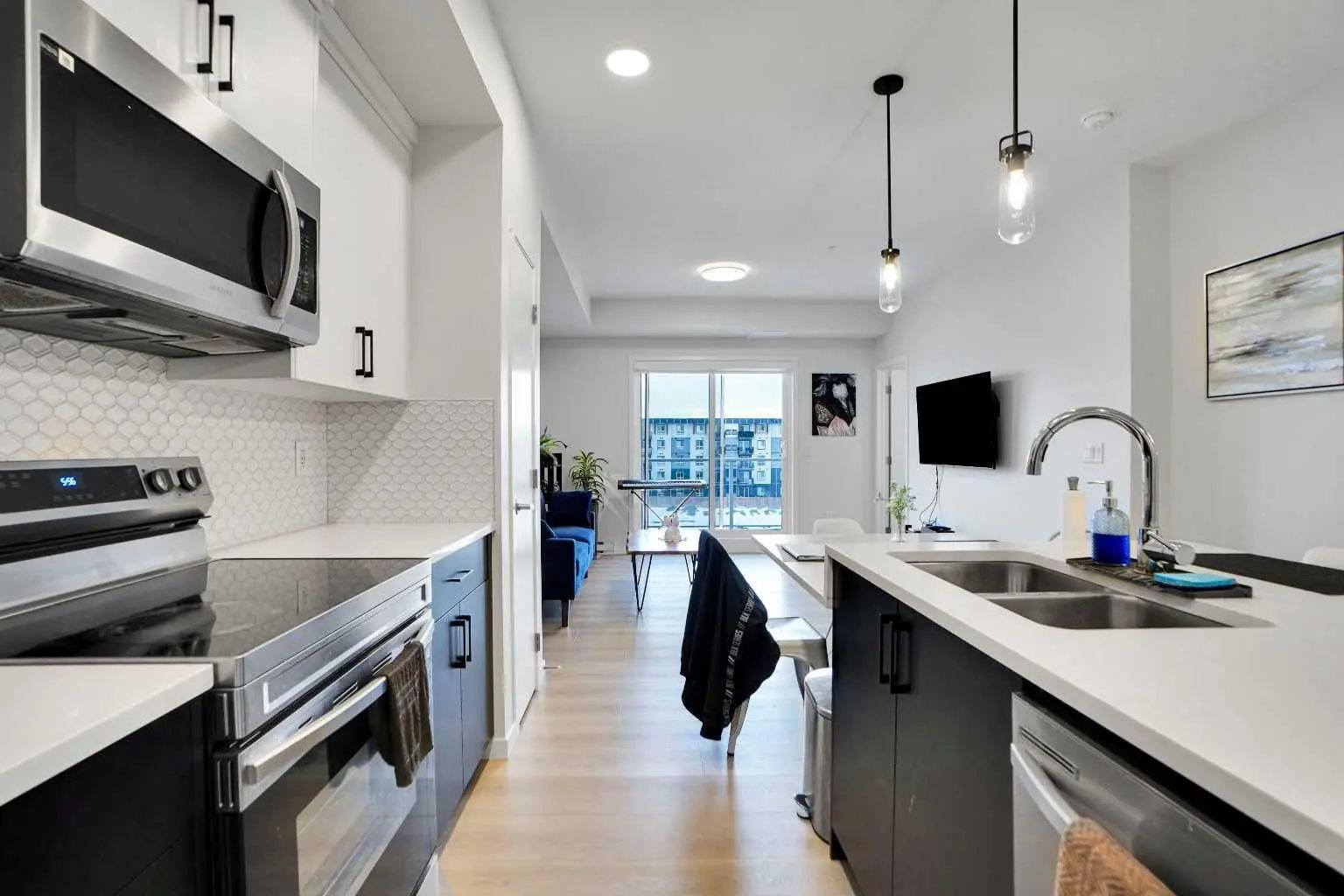 4407 550 Belmont Street Southwest, Calgary – Residential Apartment Listing Photo 7