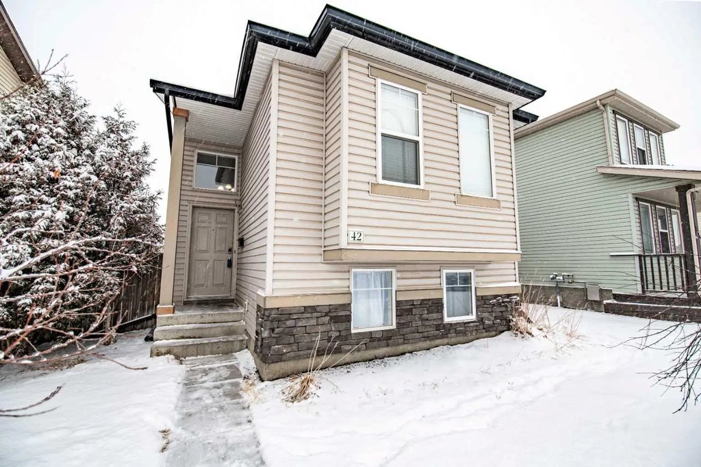 42 Johns Street , Red Deer