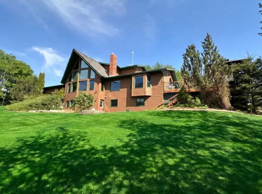 24402 Highway 595  E, Rural Red Deer County