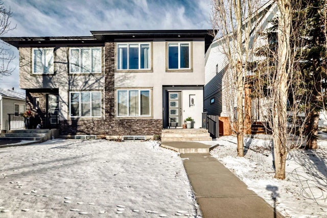 4627 83 Street Nw, Calgary