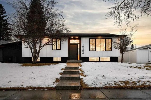 10404 Maplemont Road Se, Calgary
