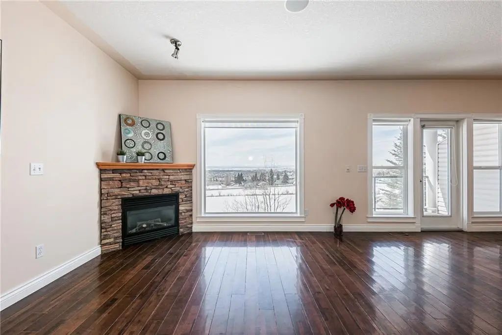 144 Rocky Vista Terrace Northwest, Calgary – Residential Row/Townhouse Listing Photo 10