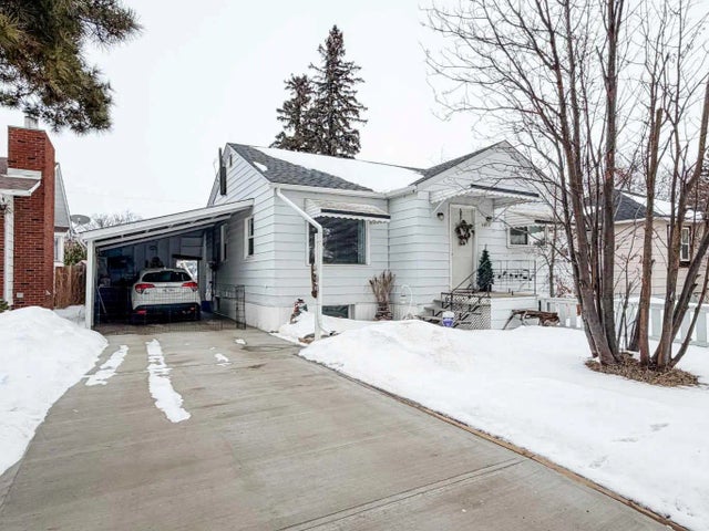 5812 50a Avenue , Stettler
