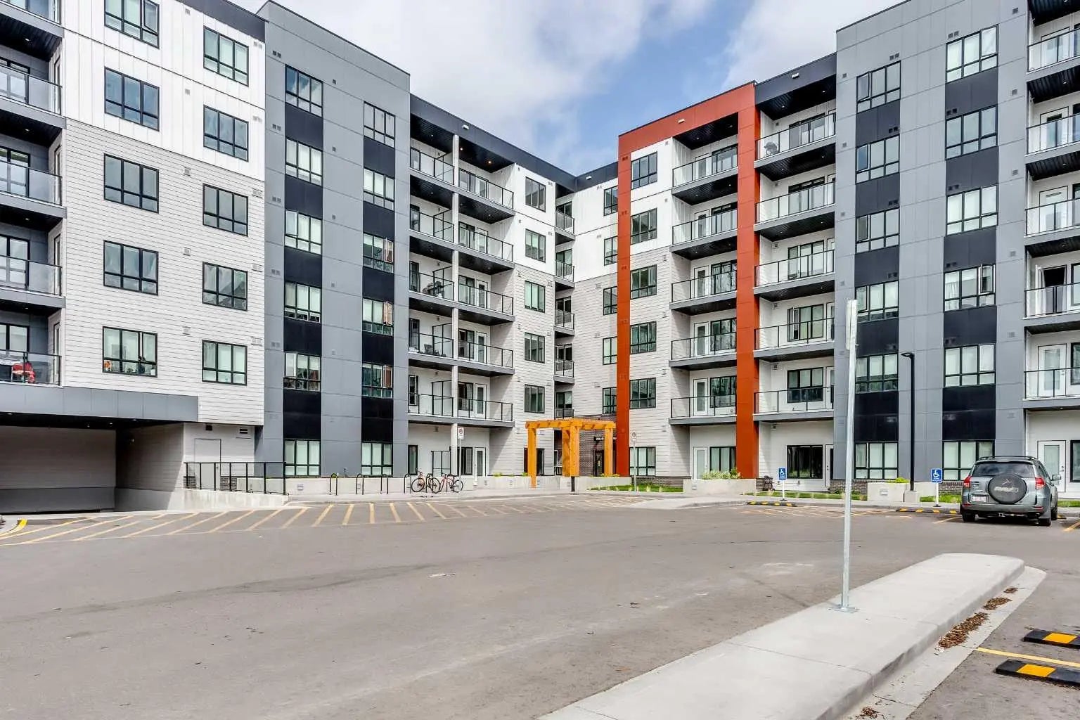 Photo of Listing #A2292632