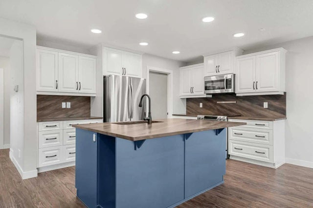 175 Kincora Crescent Nw, Calgary