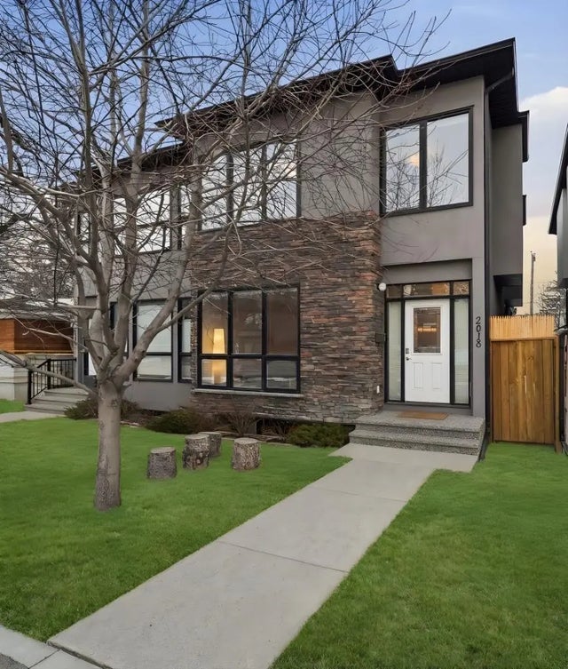 2018 37 Street Sw, Calgary