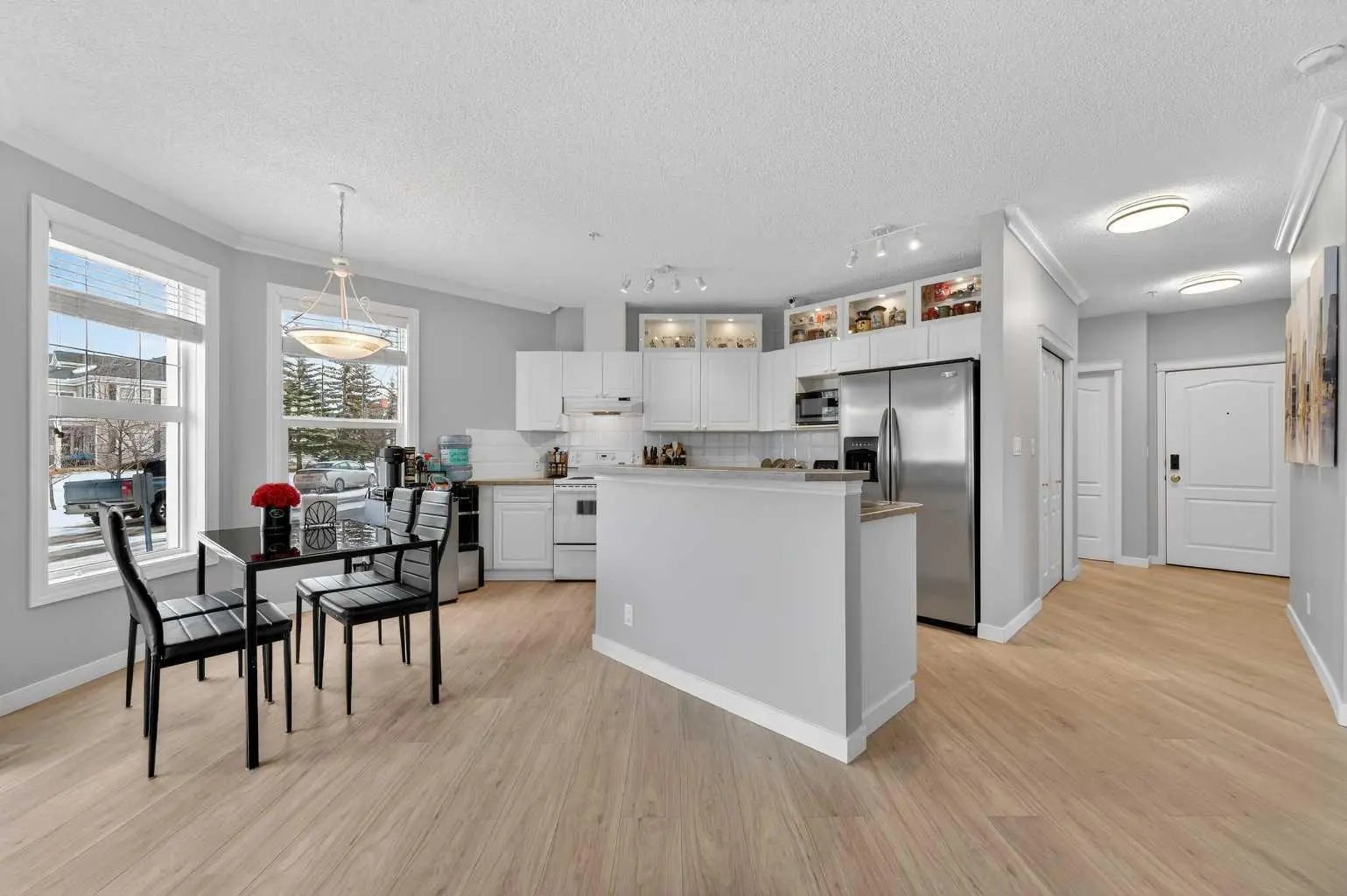 Photo of Listing #A2293135