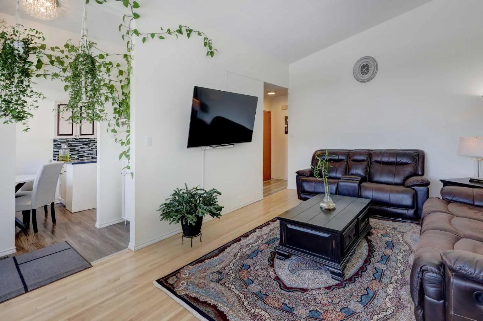 Photo of Listing #A2293174