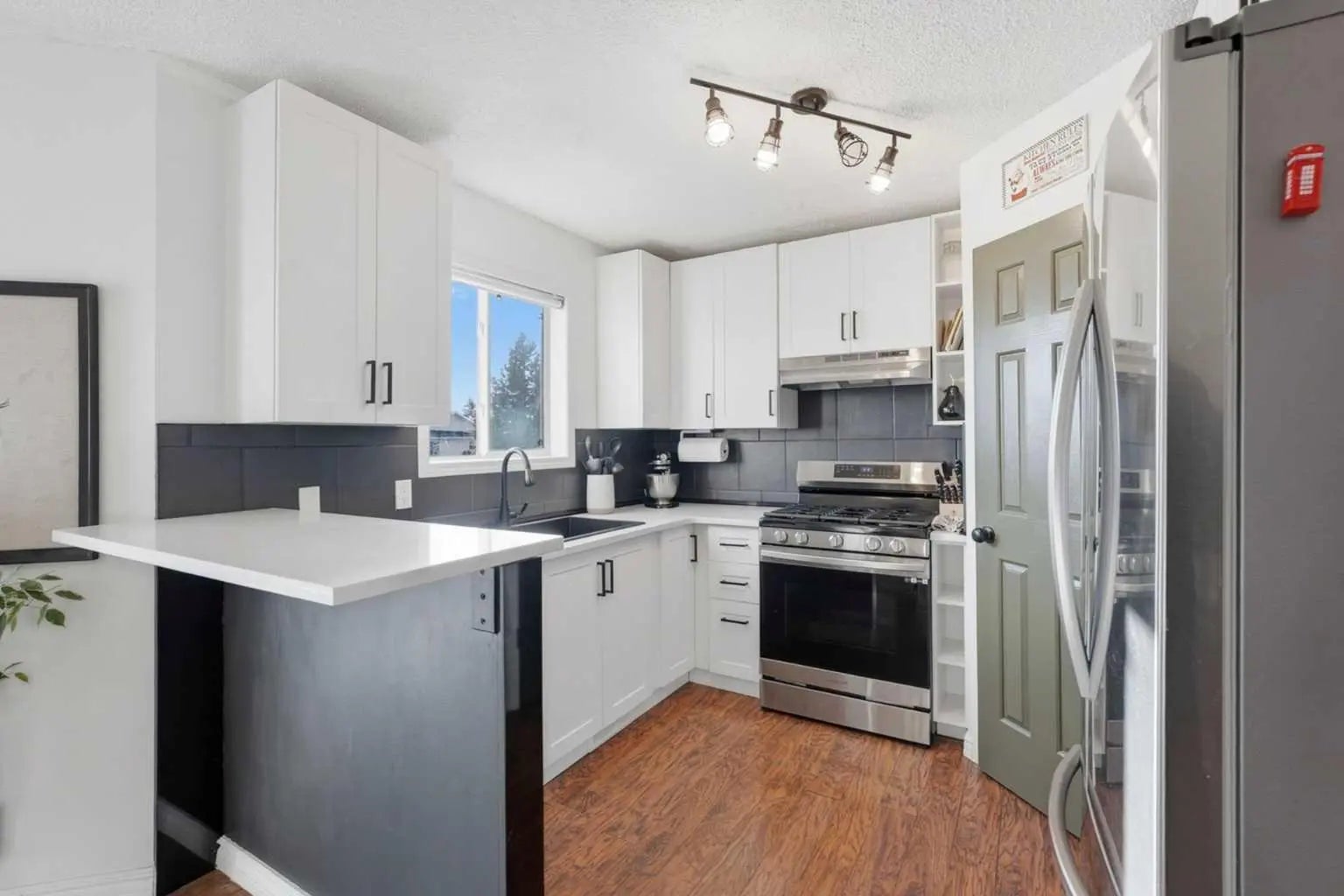 Photo of Listing #A2293205