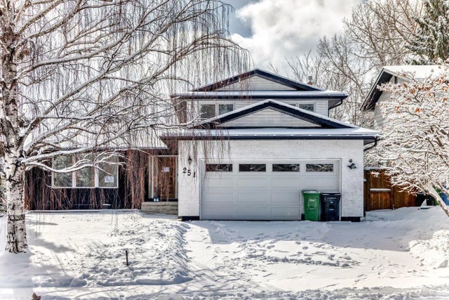 251 Cannell Place Sw, Calgary