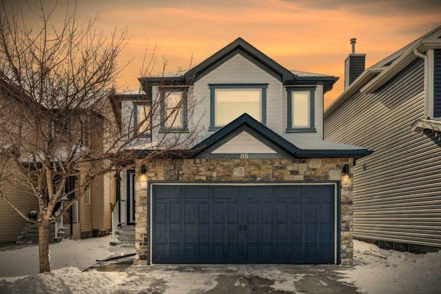 85 Silverado Range View Sw, Calgary
