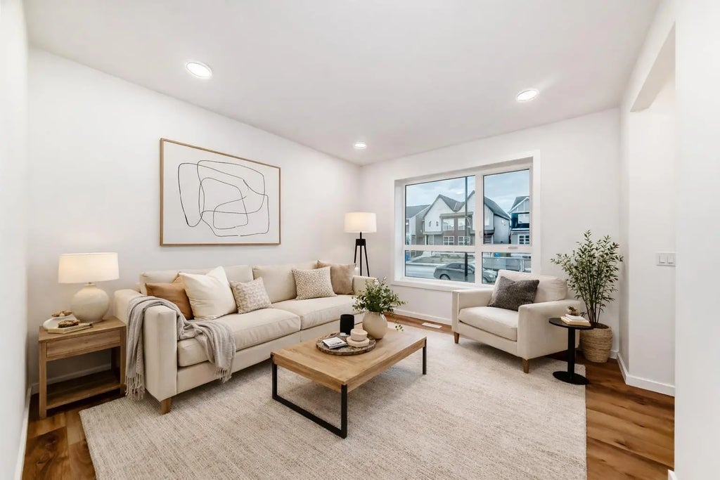 43 Blue Heron Parade Se, Calgary