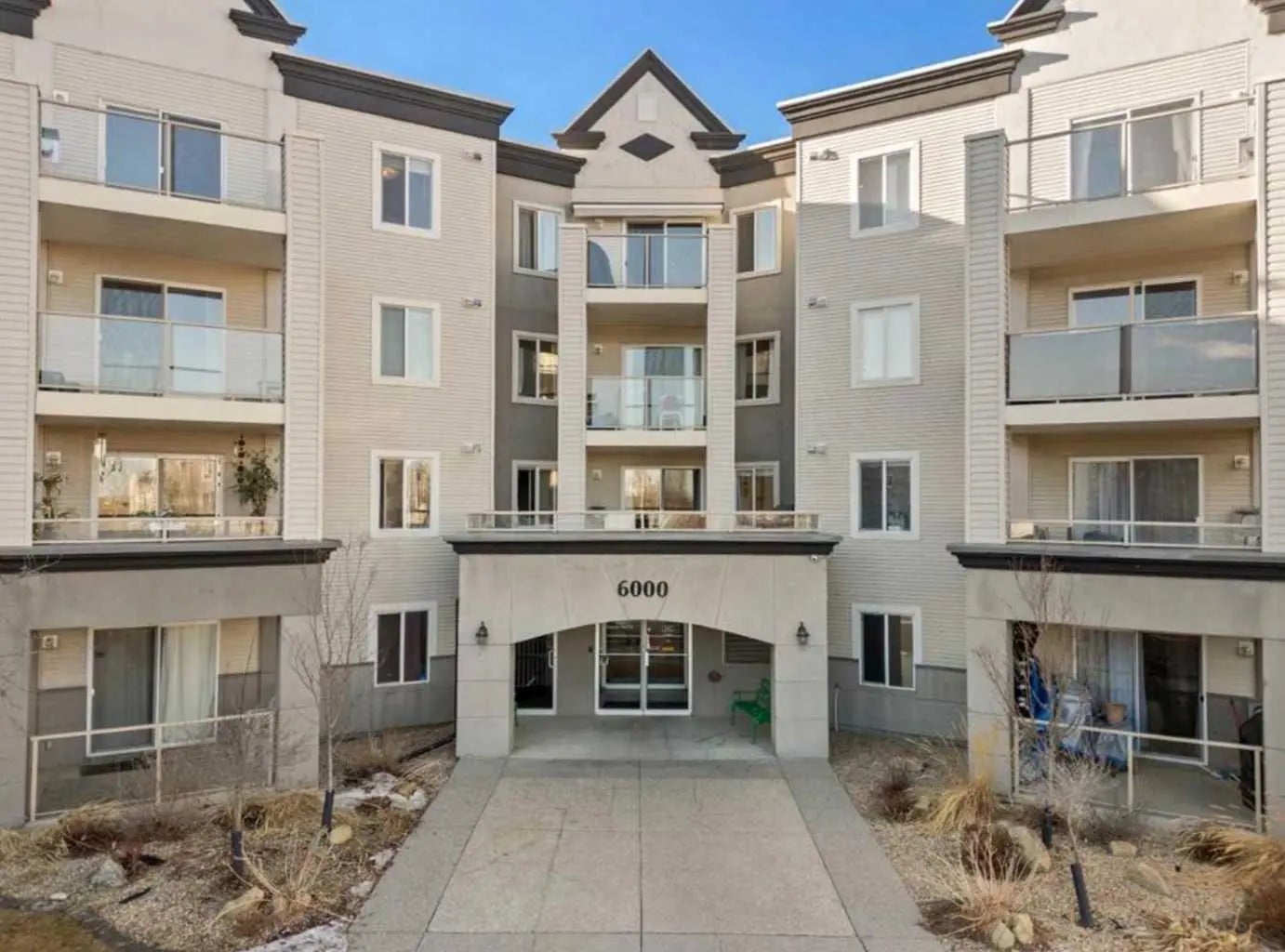 Photo of Listing #A2293635