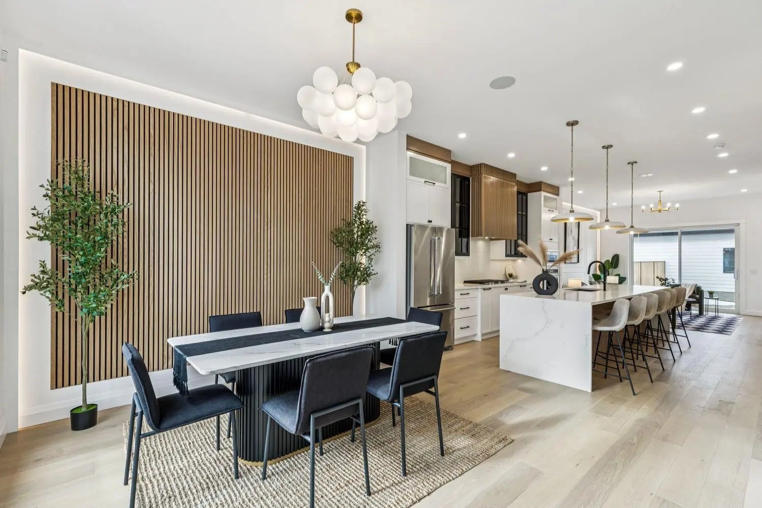 Photo of Listing #A2293675