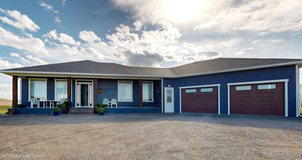 295043 722 Avenue E, Rural Willow Creek No. 26, M.D. of