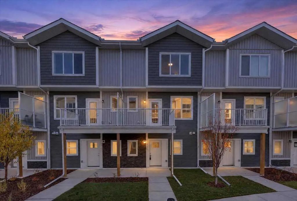 908 132 Red Embers Link Ne, Calgary