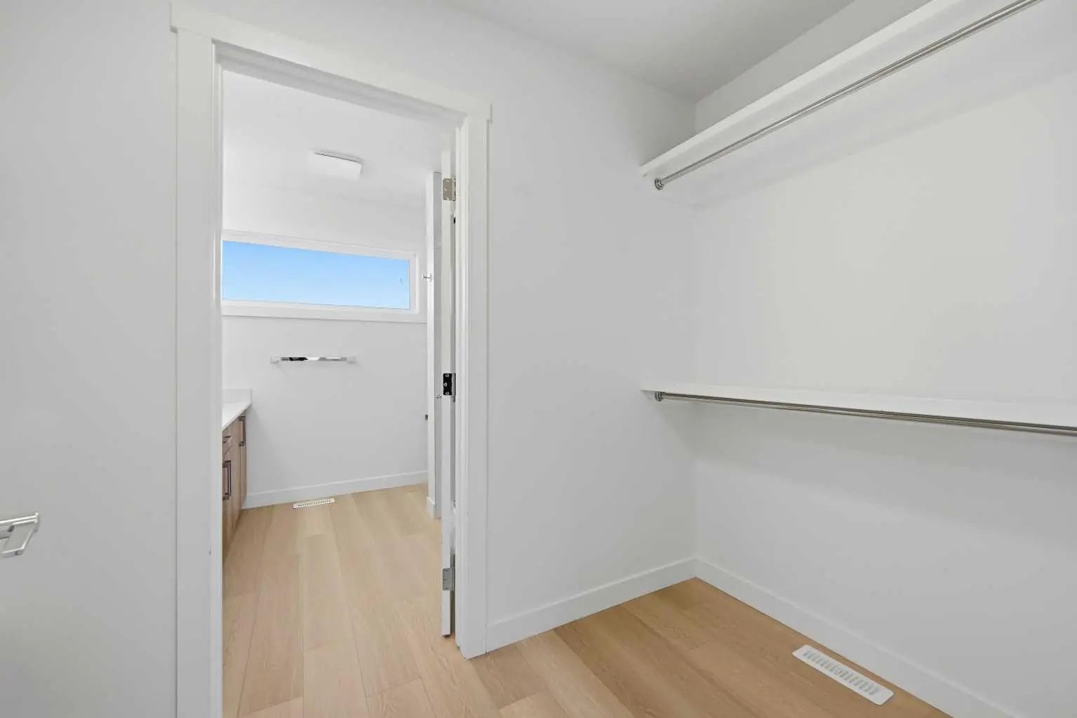 2822/2828 11 Avenue Se Calgary Alberta T2A0E7 Albert Park/Radisson Heights Home For Sale