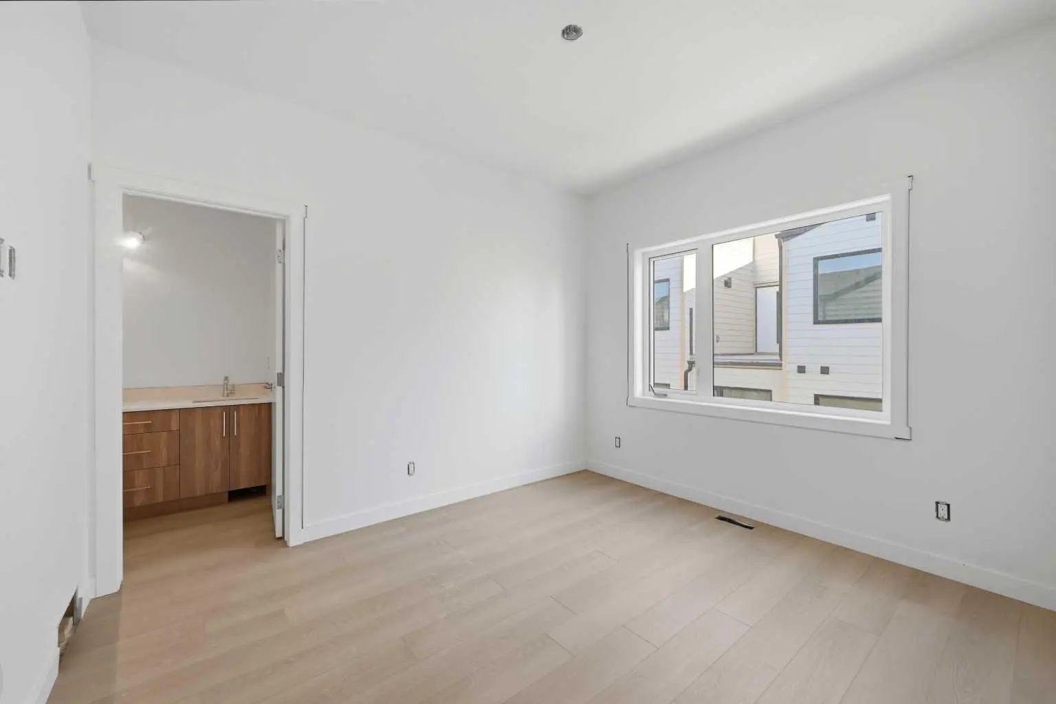 2822/2828 11 Avenue Se Calgary Alberta T2A0E7 Albert Park/Radisson Heights Home For Sale
