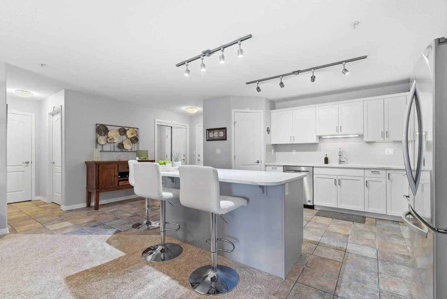 Photo of Listing #A2294442