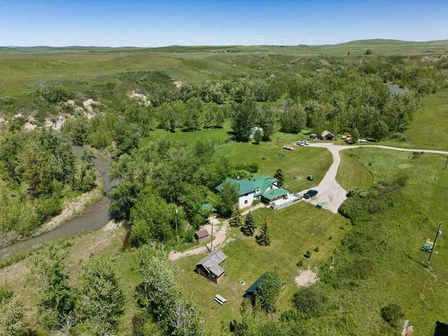 4221 6 Highway , Twin Butte