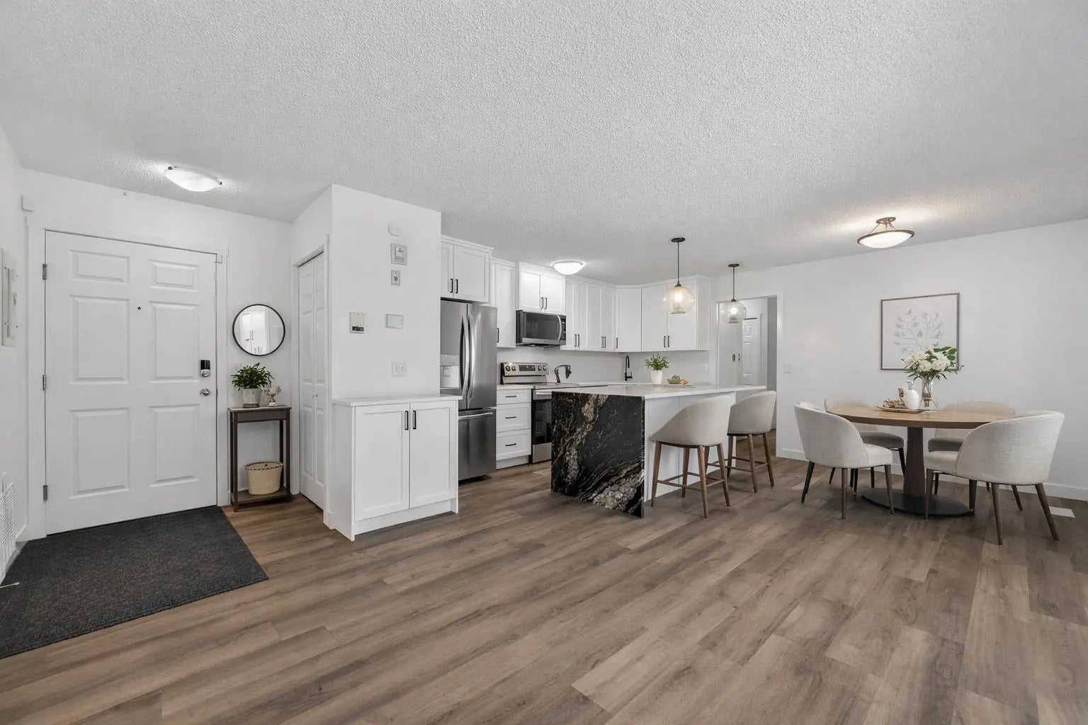 Photo of Listing #A2294578