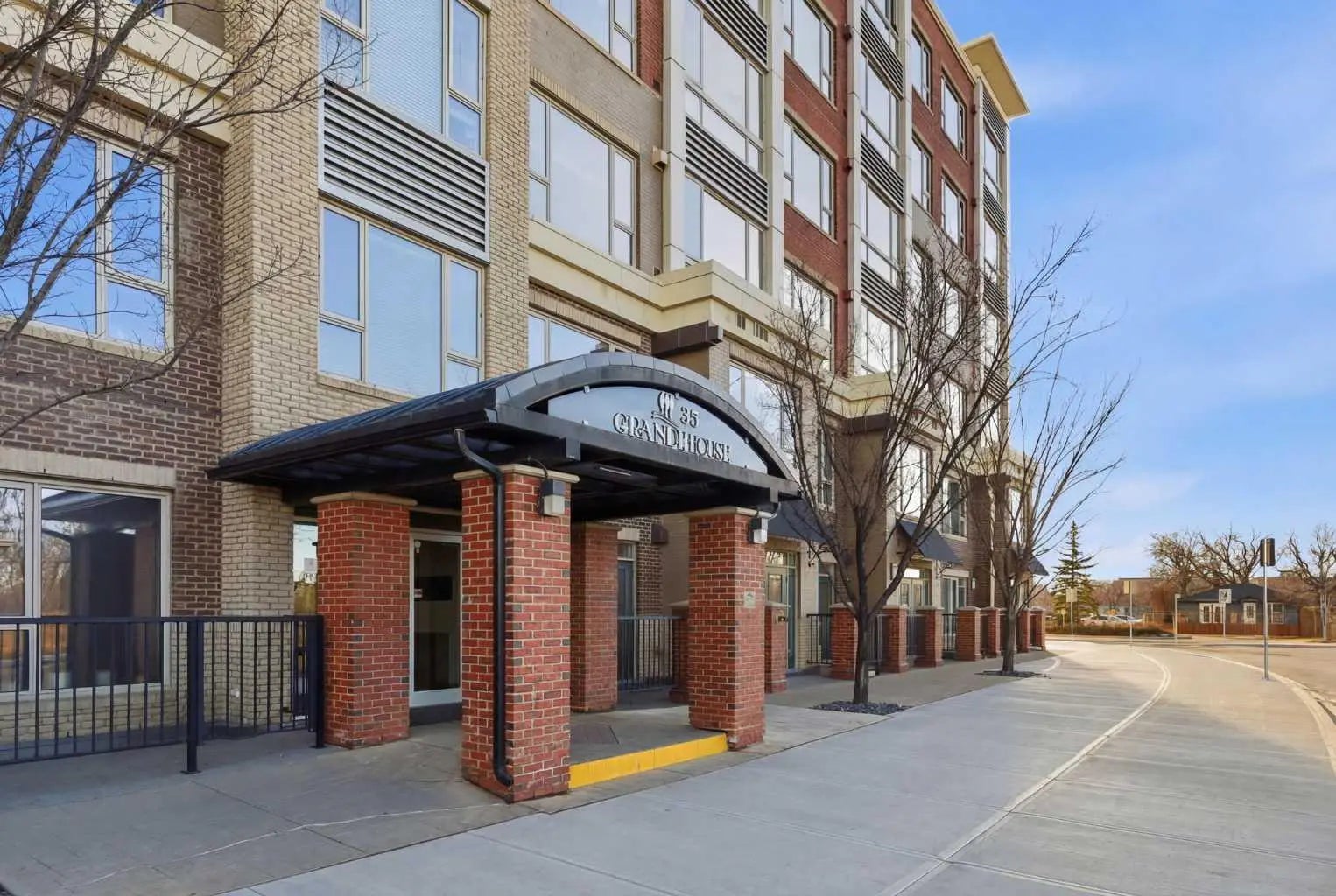 Photo of Listing #A2294940