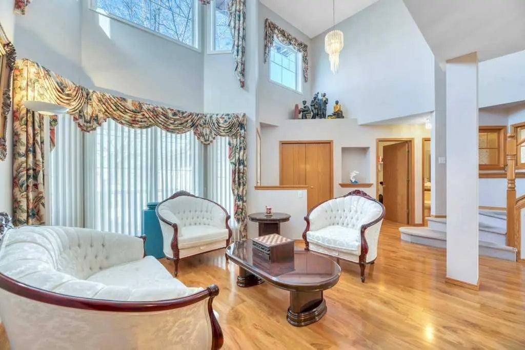 Photo of Listing #A2295133