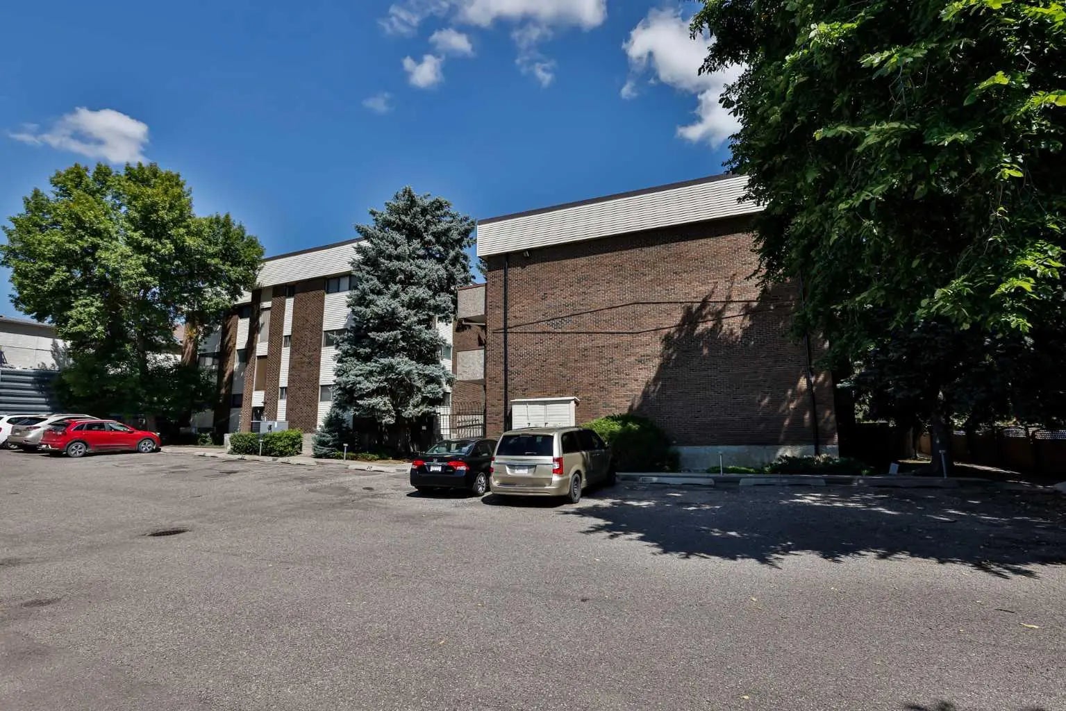 Photo of Listing #A2295267