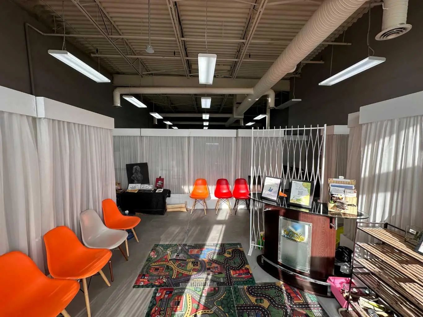 208 500 Royal Oak D Drive Northwest, Calgary – Commercial Retail Listing Photo 2