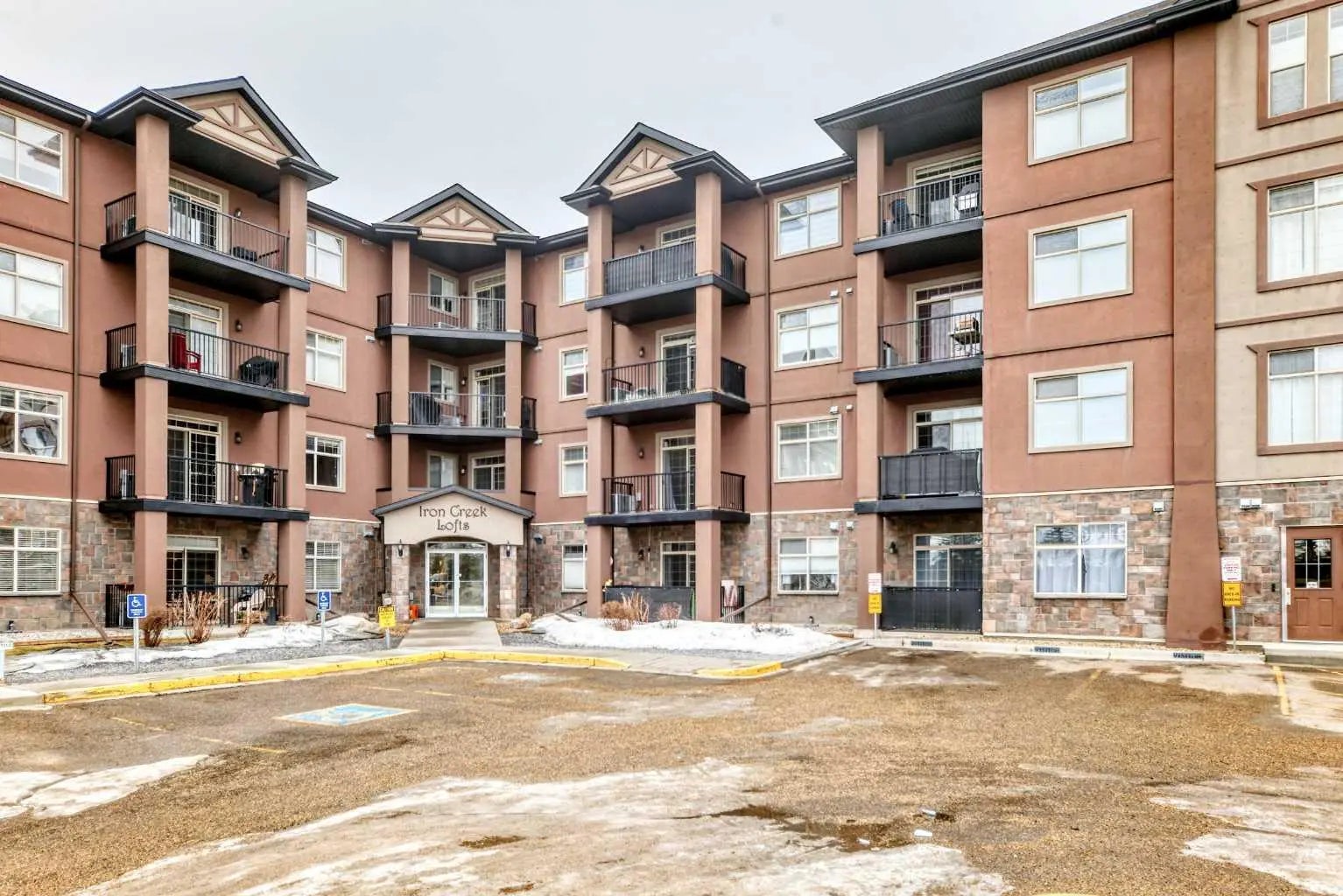 Photo of Listing #A2295350