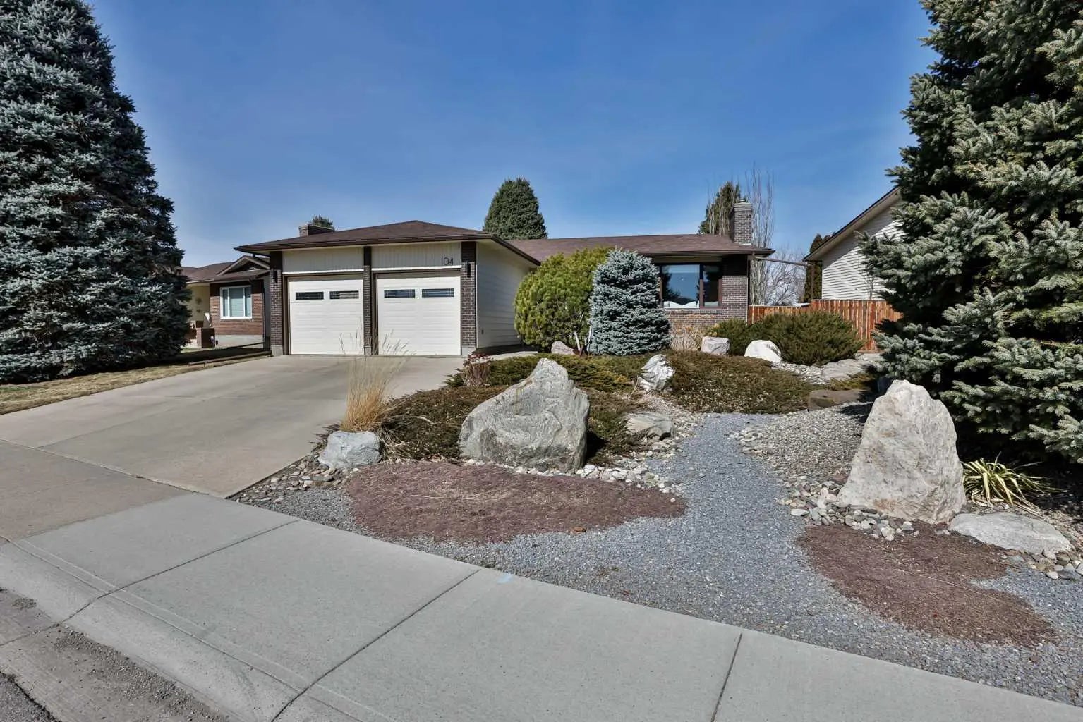 Photo of Listing #A2295381