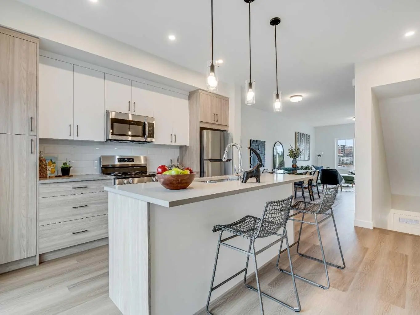 Photo of Listing #A2295710