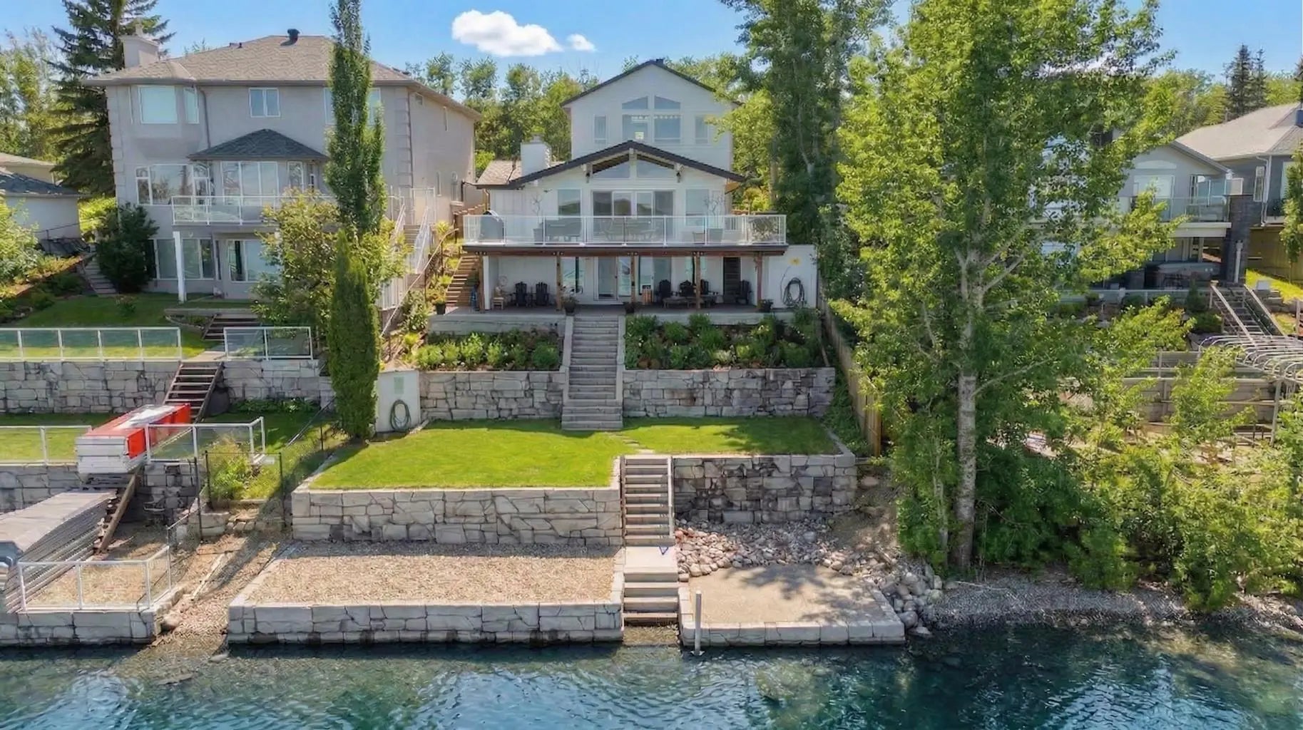 Photo of Listing #A2295788