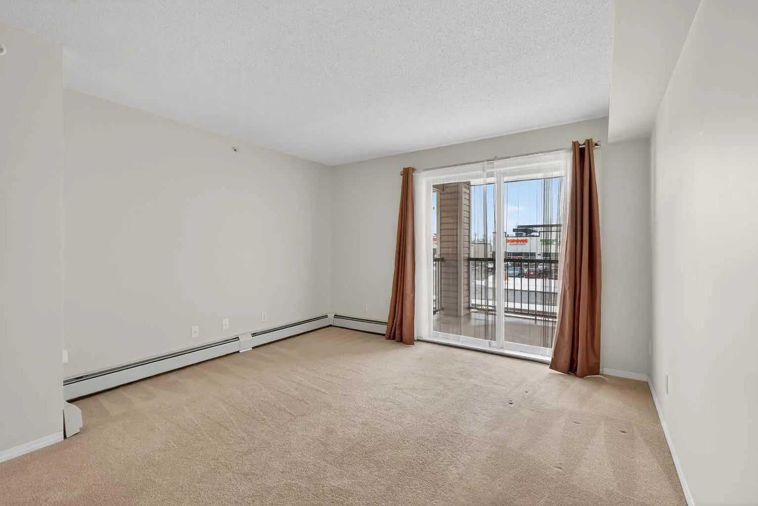 Photo of Listing #A2295799