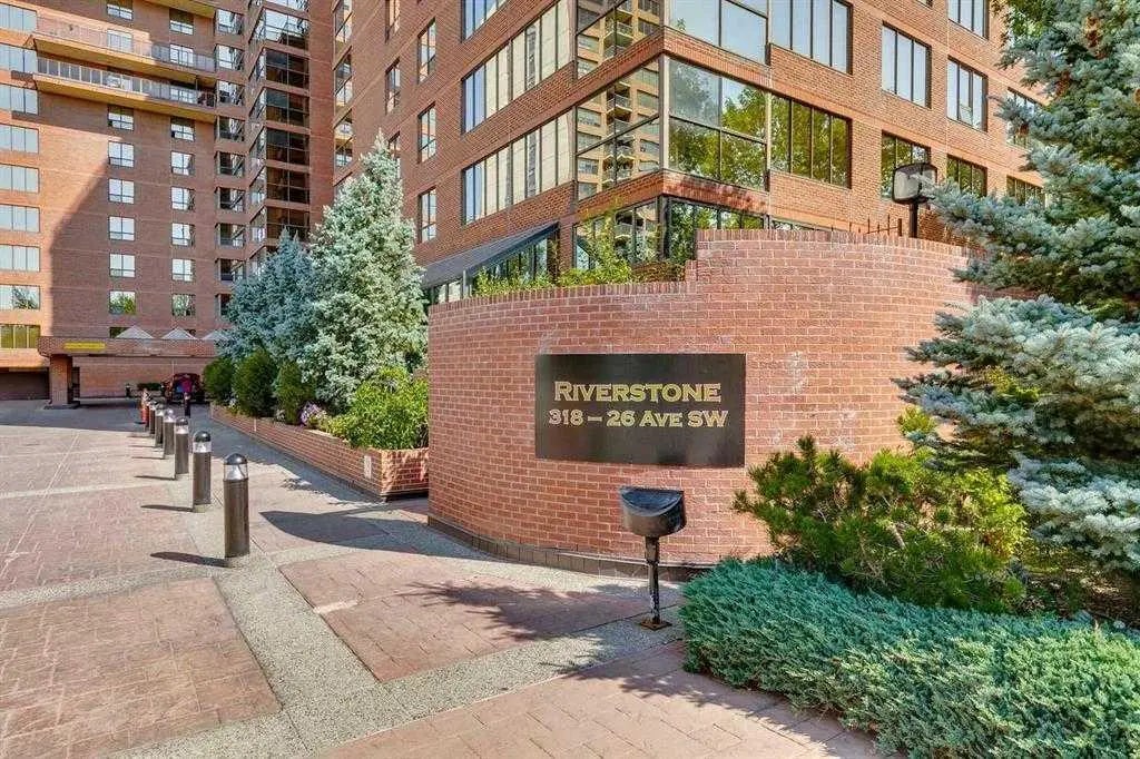 Photo of Listing #A2295895