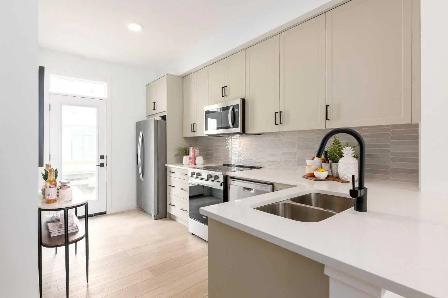 Photo of Listing #A2295904