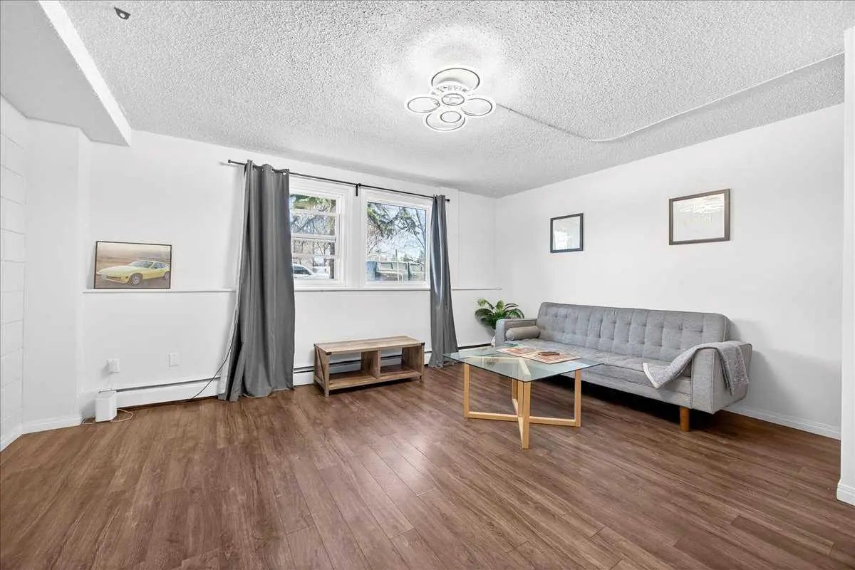 Photo of Listing #A2296214