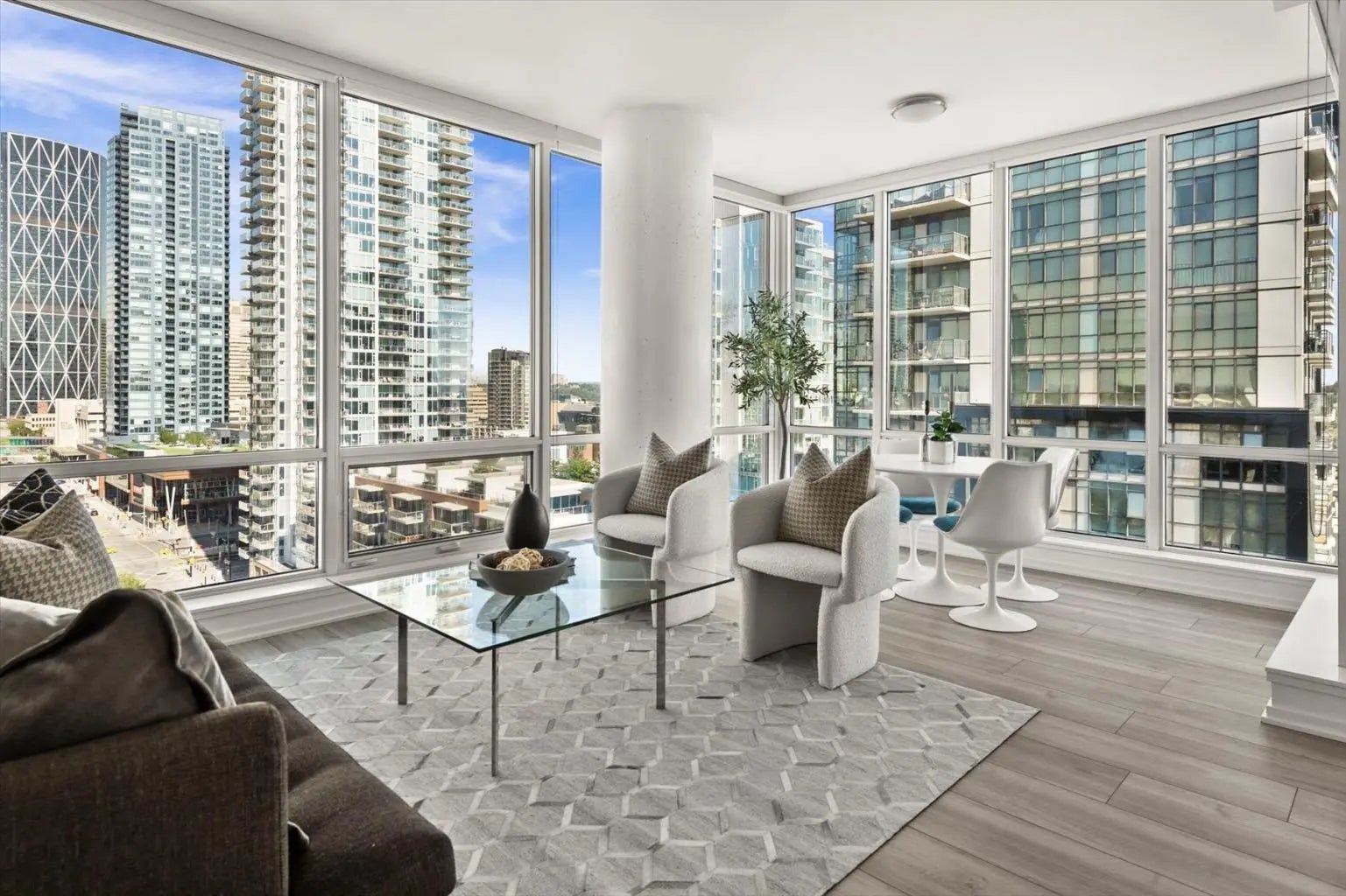 Photo of Listing #A2296296