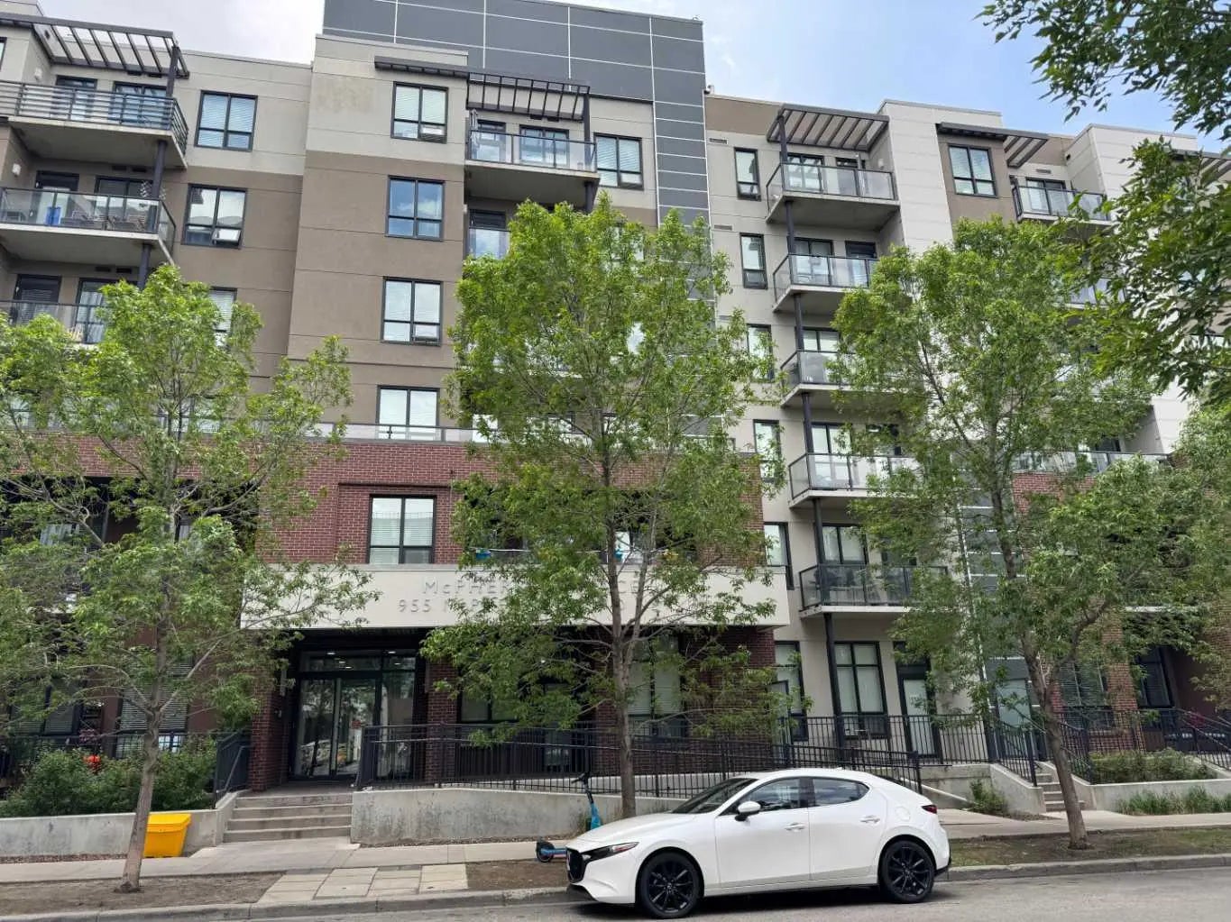 Photo of Listing #A2296304