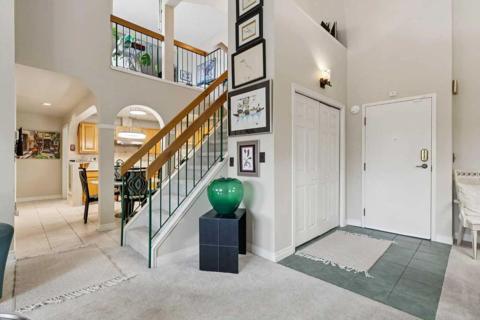 Photo of Listing #A2296385