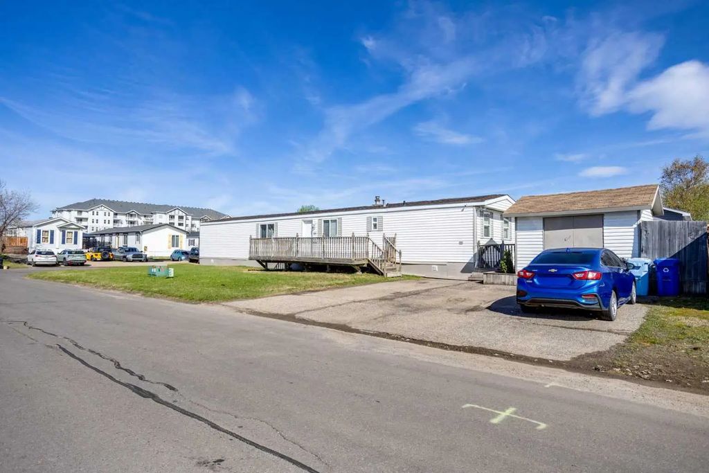 101 Clausen Crescent , Fort McMurray